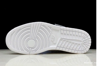 1 JORDAN RETRO AIR  - OF HIGH 0725